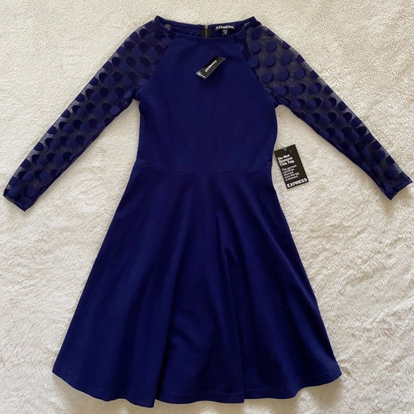 Express Dress - Picture 3 of 5